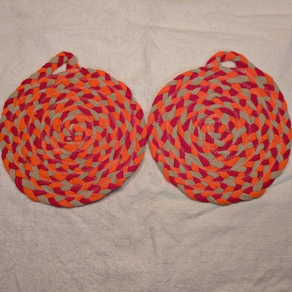Set of Two Handmade Pot Holders Rag Rug Style - Picture 2 of 5